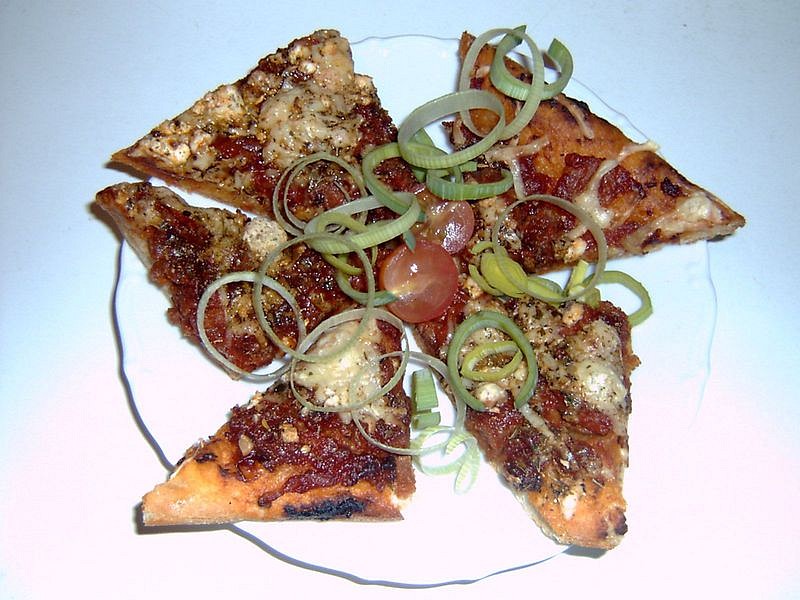 Pizza s mletým masem a se sýrem_5ffe42e371ca4.jpeg