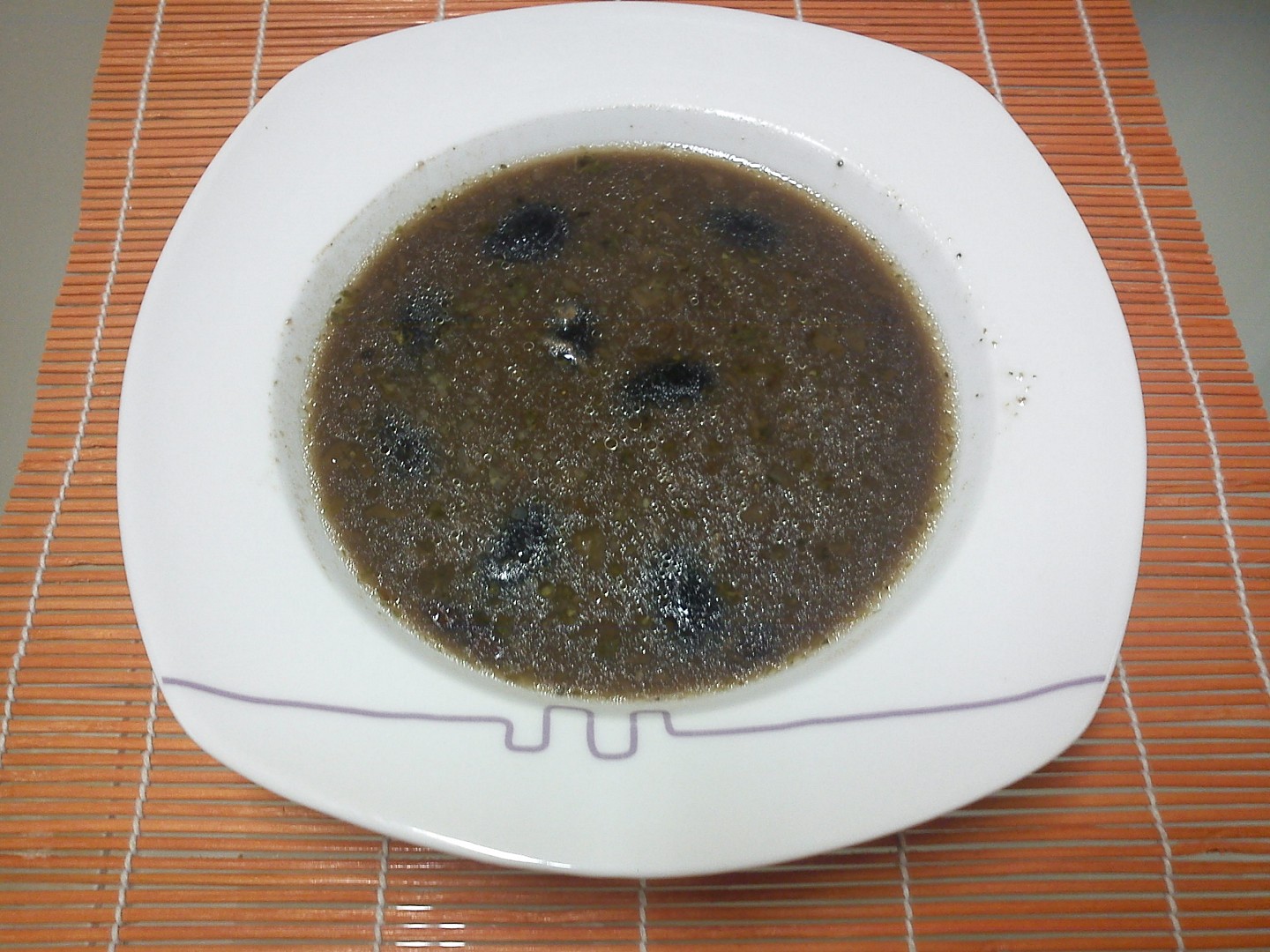 Polévka z červených fazolí