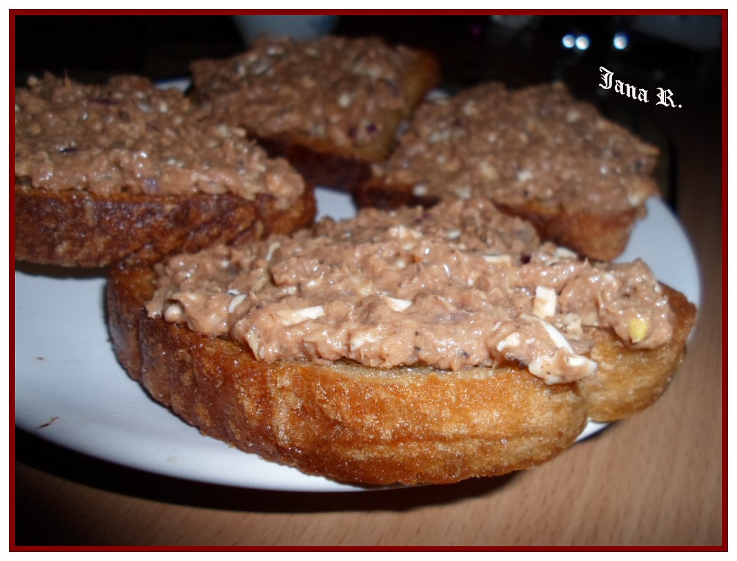 Pomazánka na topinky z tomatových rybiček_5ff998203de73.jpeg