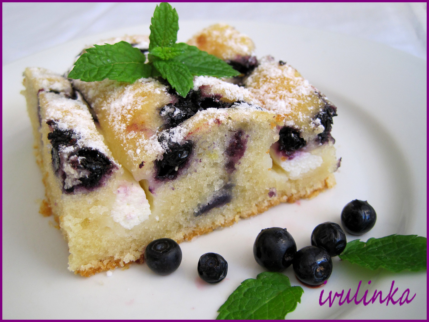 Pruhovaný borůvkový koláč