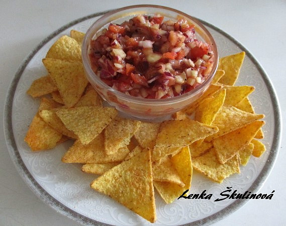 Rajčato-jalapeňový dip