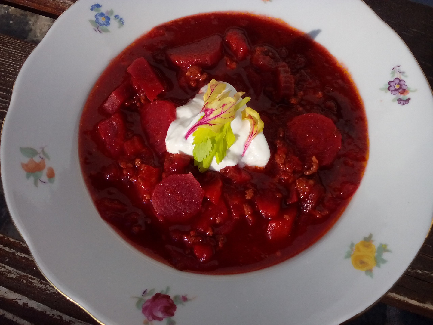 Rajčatová polévka s řepou a mletým masem_5ff7100342de6.jpeg