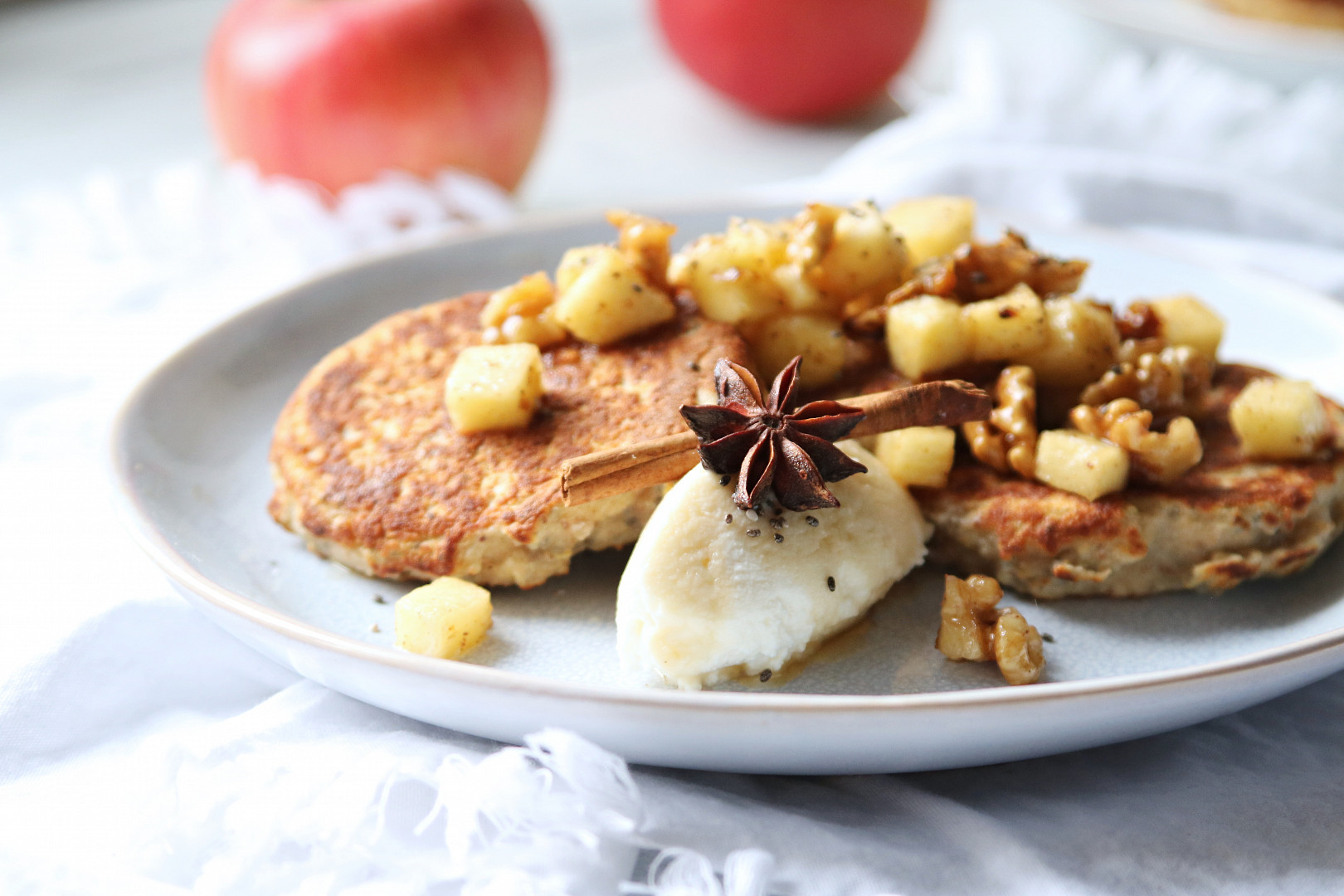Ricotové lívance s jablky_5ff6c3cdc19f3.jpeg