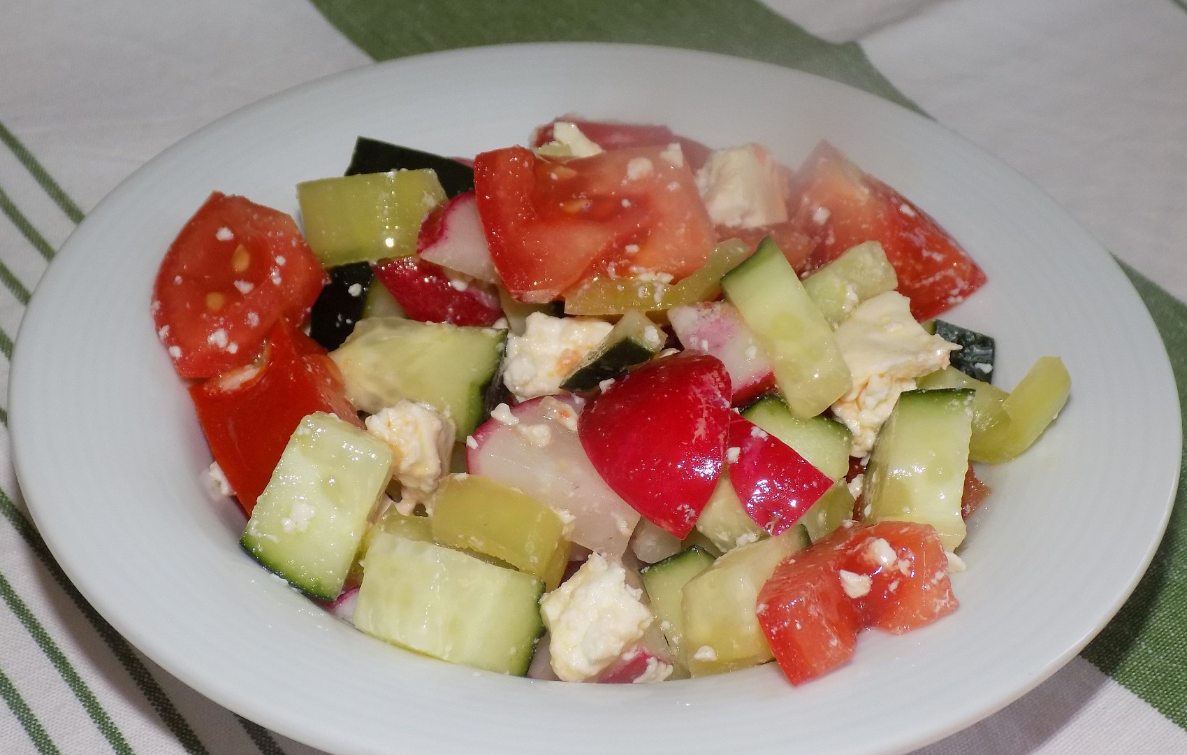 Salát na léto_5ff69f3e13533.jpeg