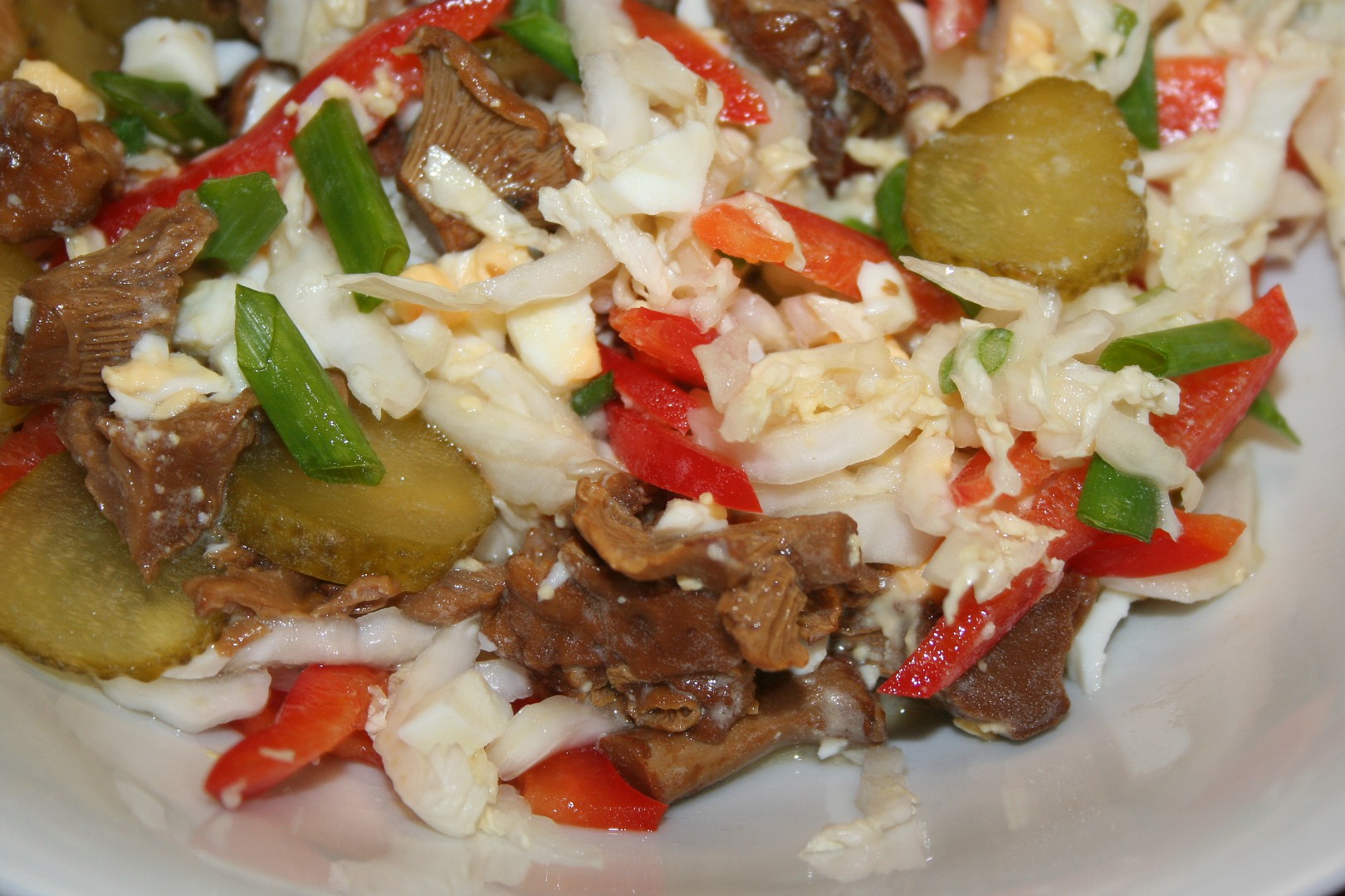 Salát z čínského zelí s houbami_5ffaf84e09d01.jpeg