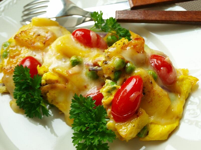 Selská omeleta s hráškem_5ffe2bb385760.jpeg