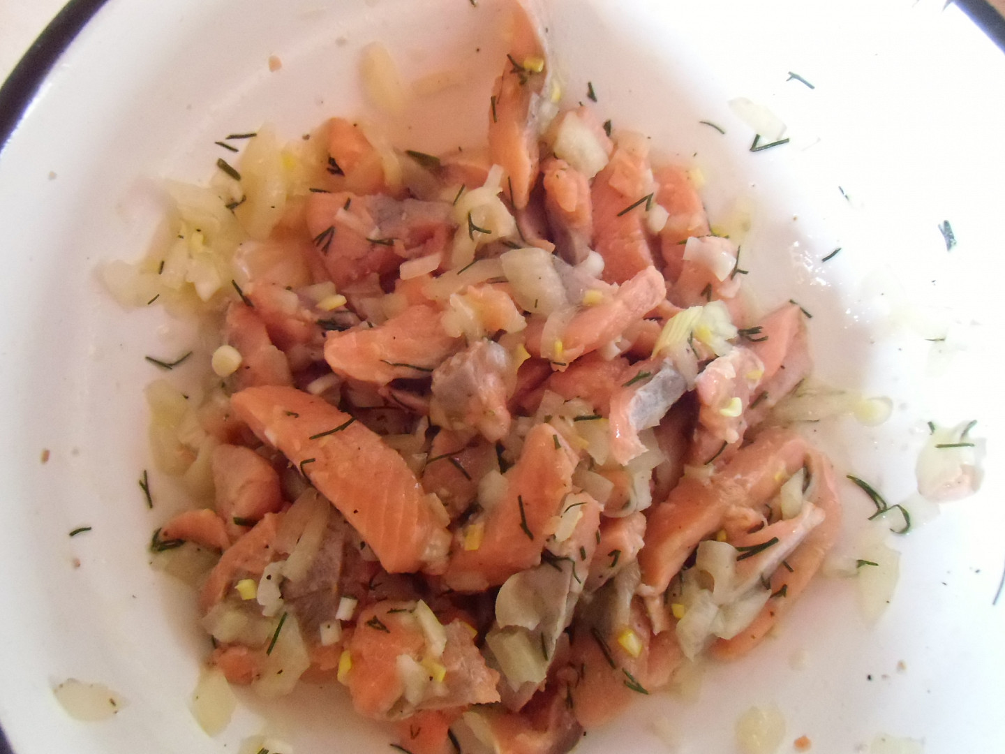 Šest matjesů s cibulkou