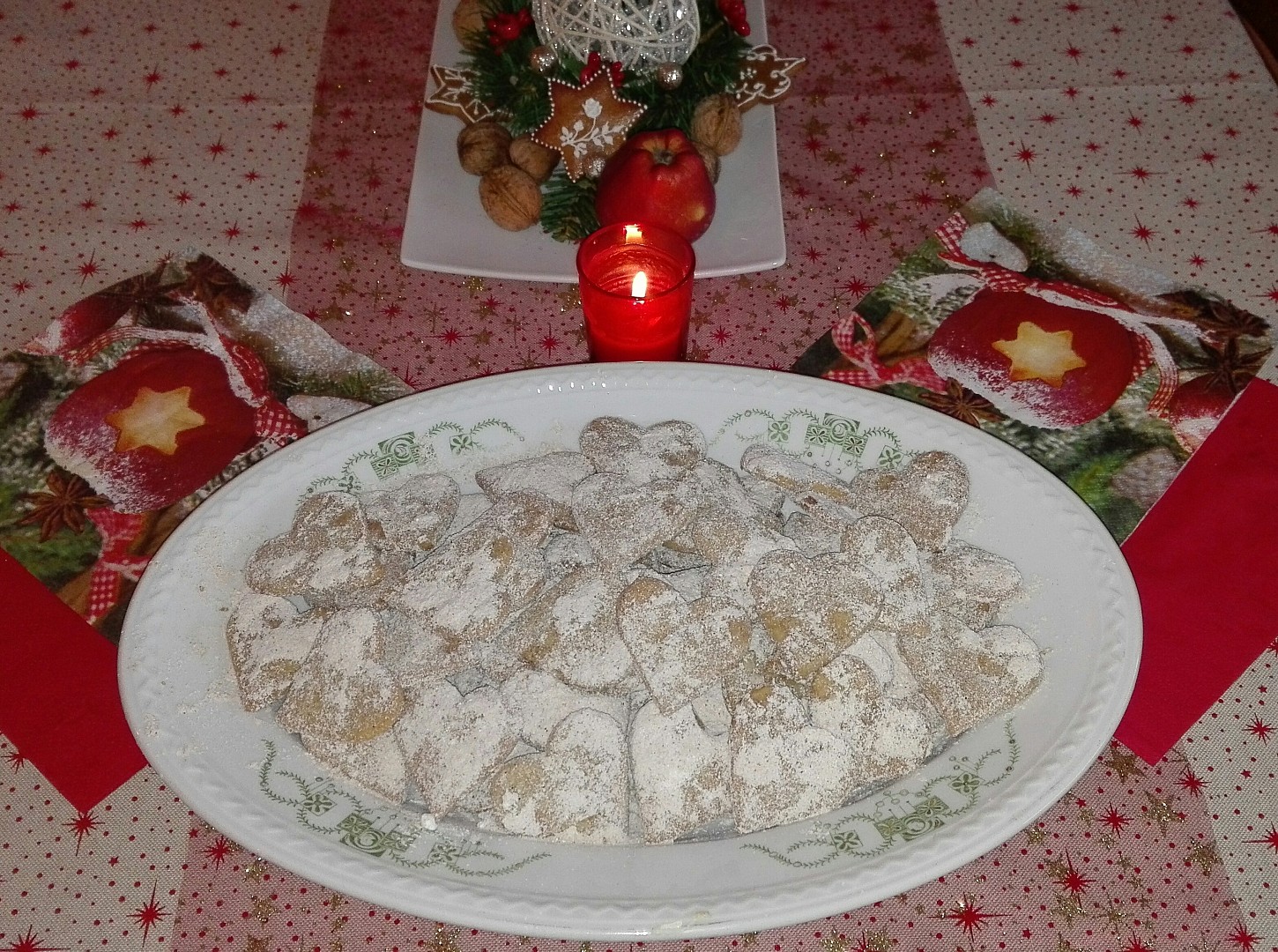 Skořicová vínová srdíčka bez lepku