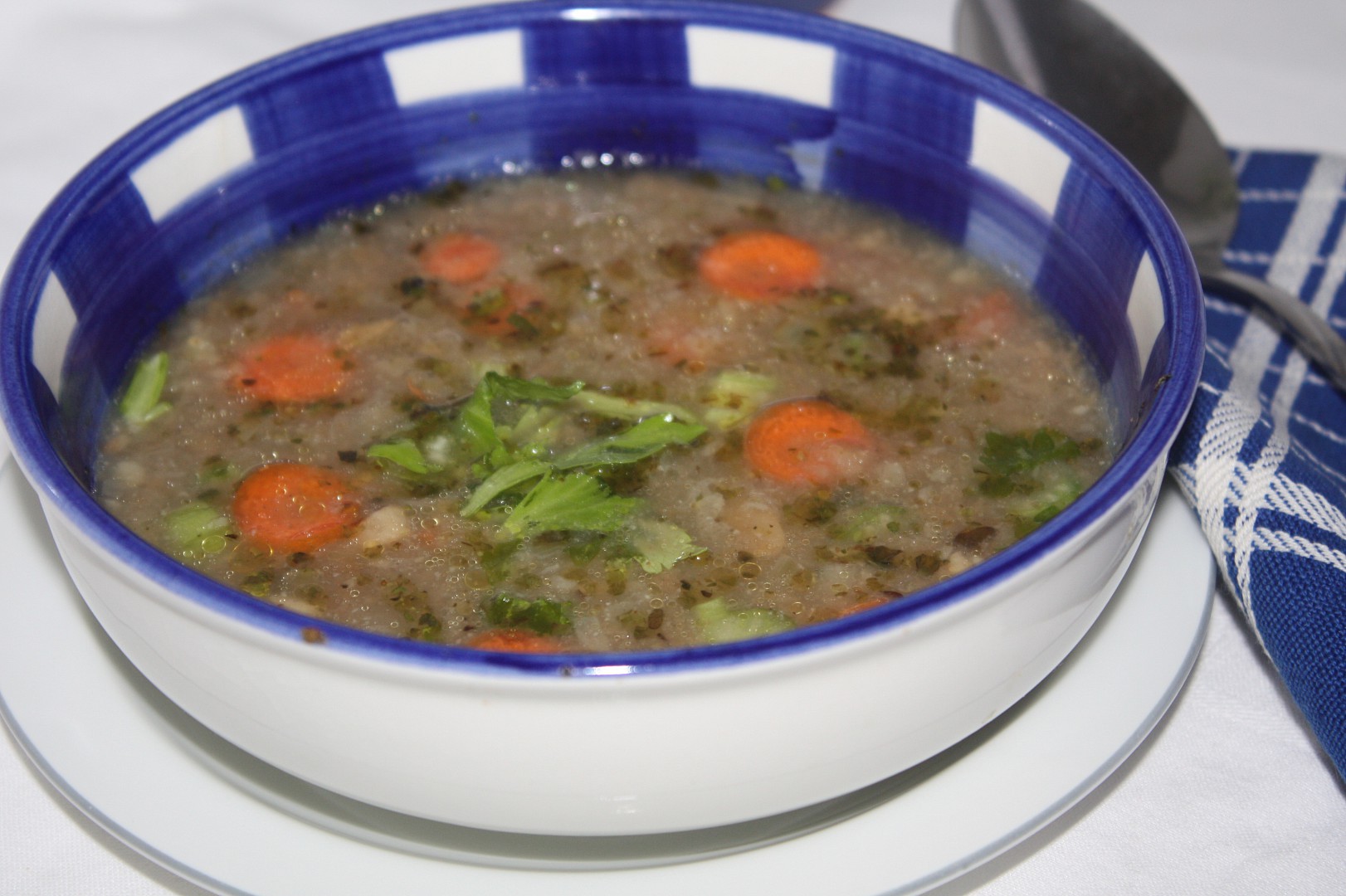 Škvarkovo-chlebová polévka