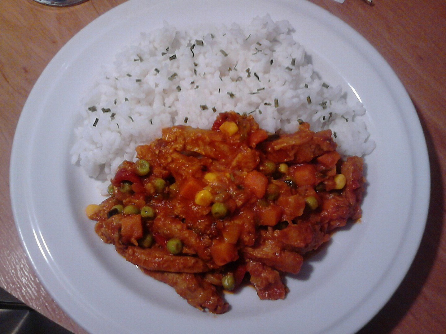 Sojové maso s rajčatovou passatou a zeleninou