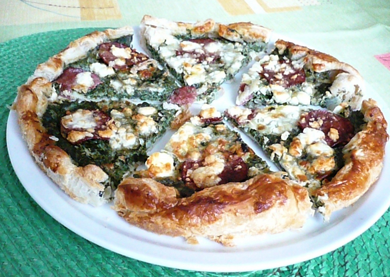 Špenátový koláč_5ff84b69ec0b0.jpeg