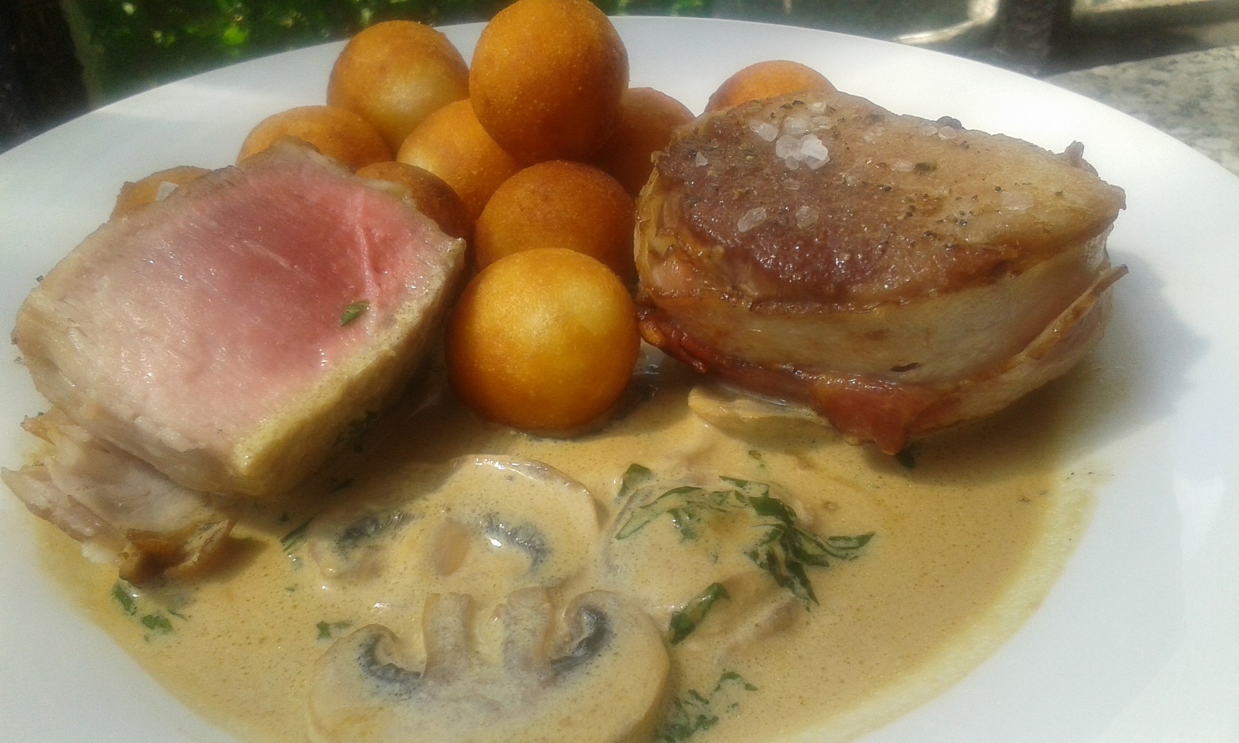 Steak z panenky s žampionovou omáčkou_5ff80df60fa7d.jpeg