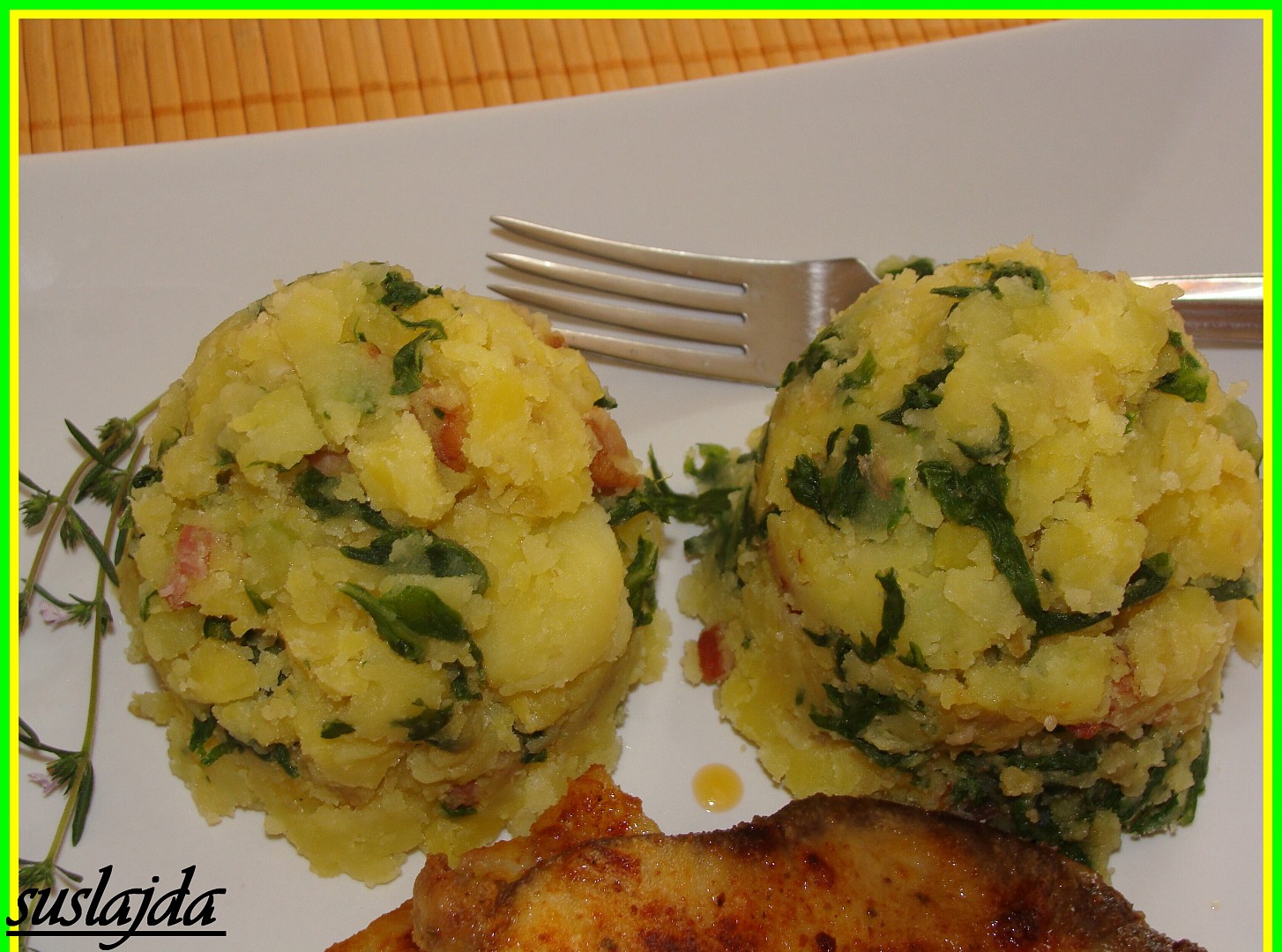 Šťouchané brambory s mangoldem a slaninou_5ff9db368720f.jpeg