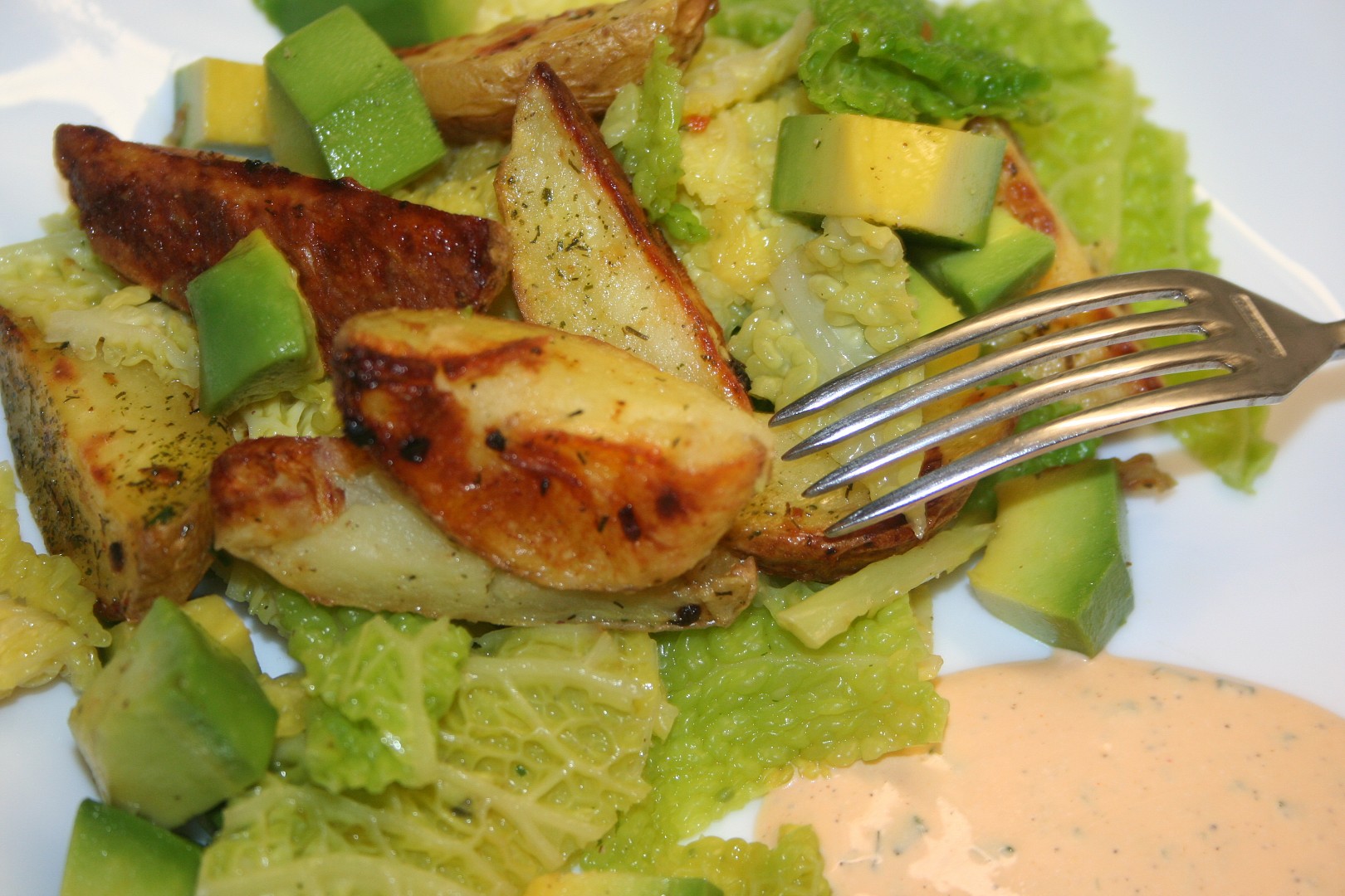 Teplý salát z kapusty_5ff9687935d27.jpeg