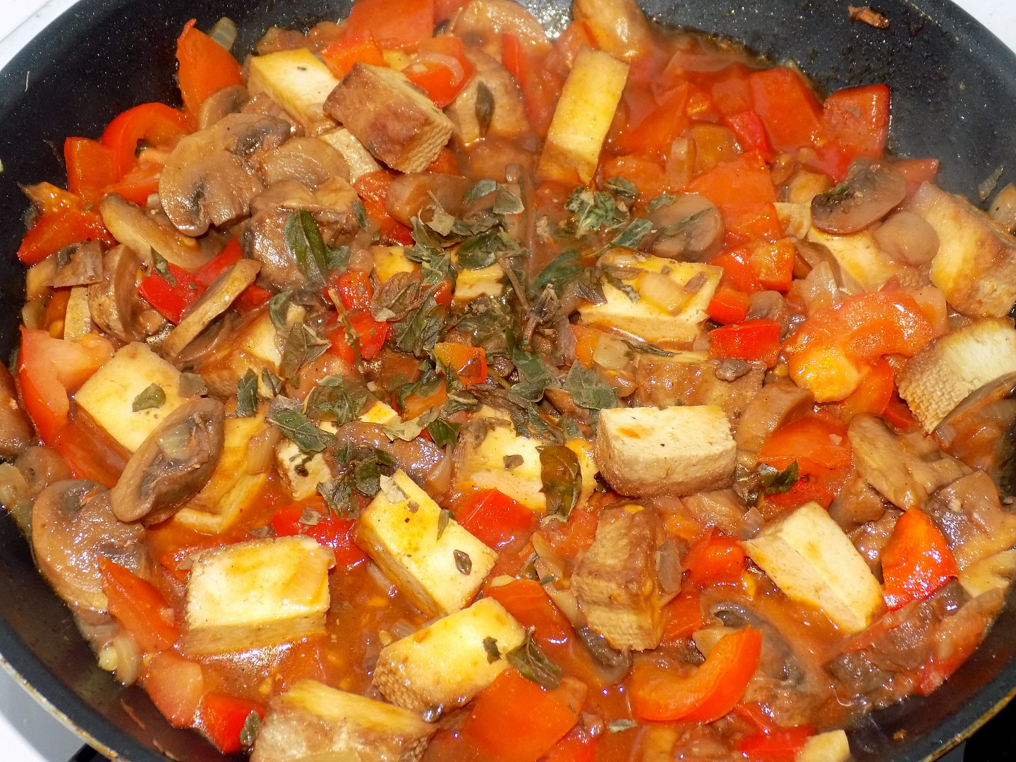 Tofu s paprikou a žampiony_5ff6d1c48ee0a.jpeg