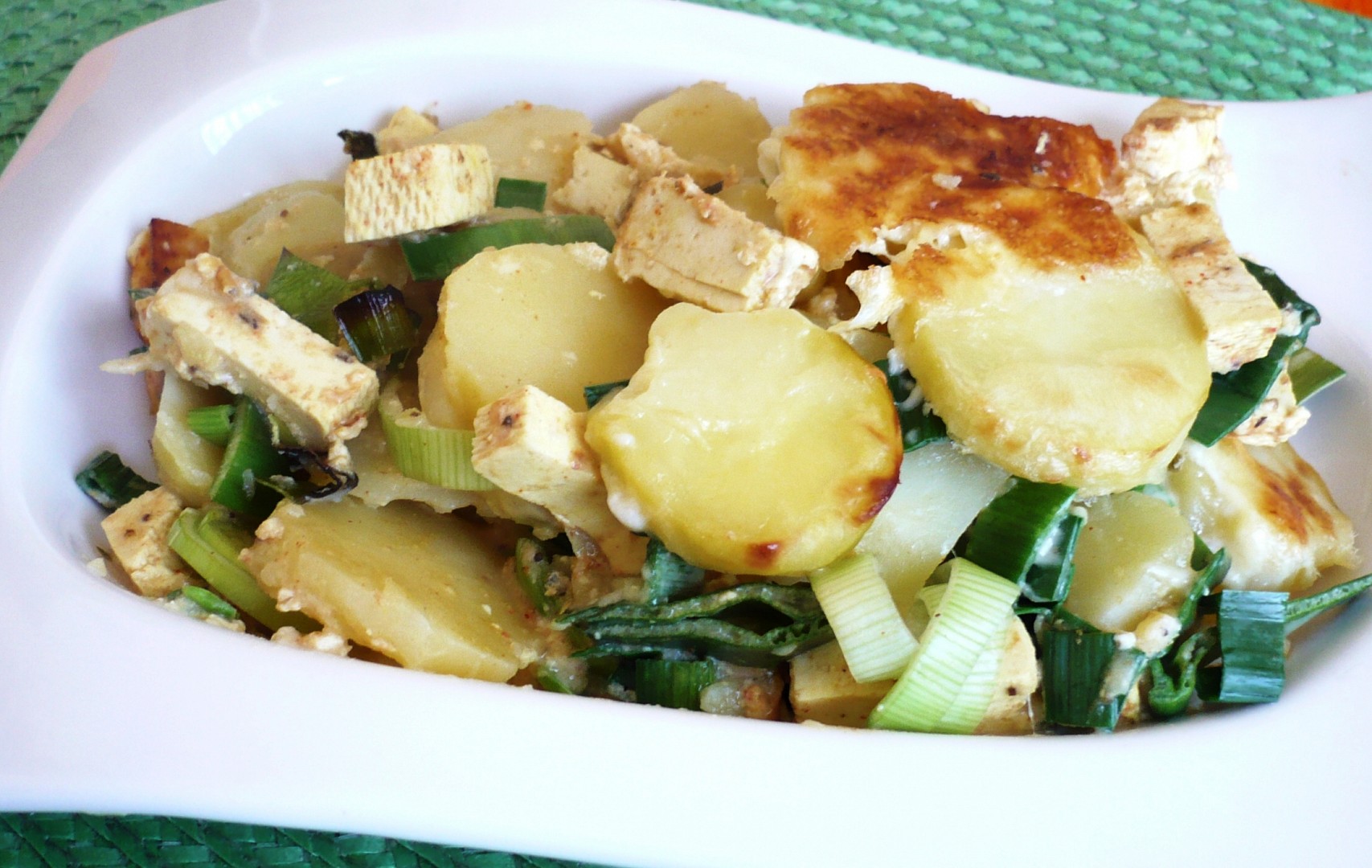 Tofu zapékané s pórkem_5ff8e144cc041.jpeg