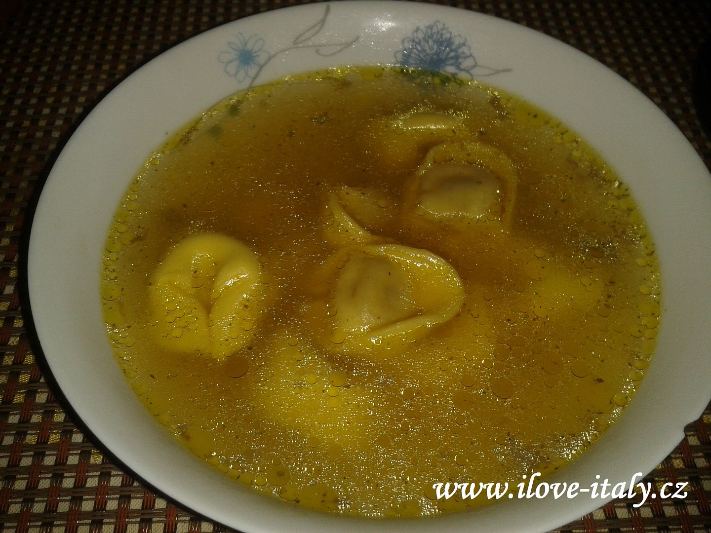 Tortellini in brodo_5ff9128d3488c.jpeg