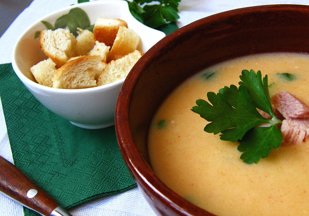 Uzená polévka s mladými fazolemi – flažolety_5ffb15aa57904.jpeg