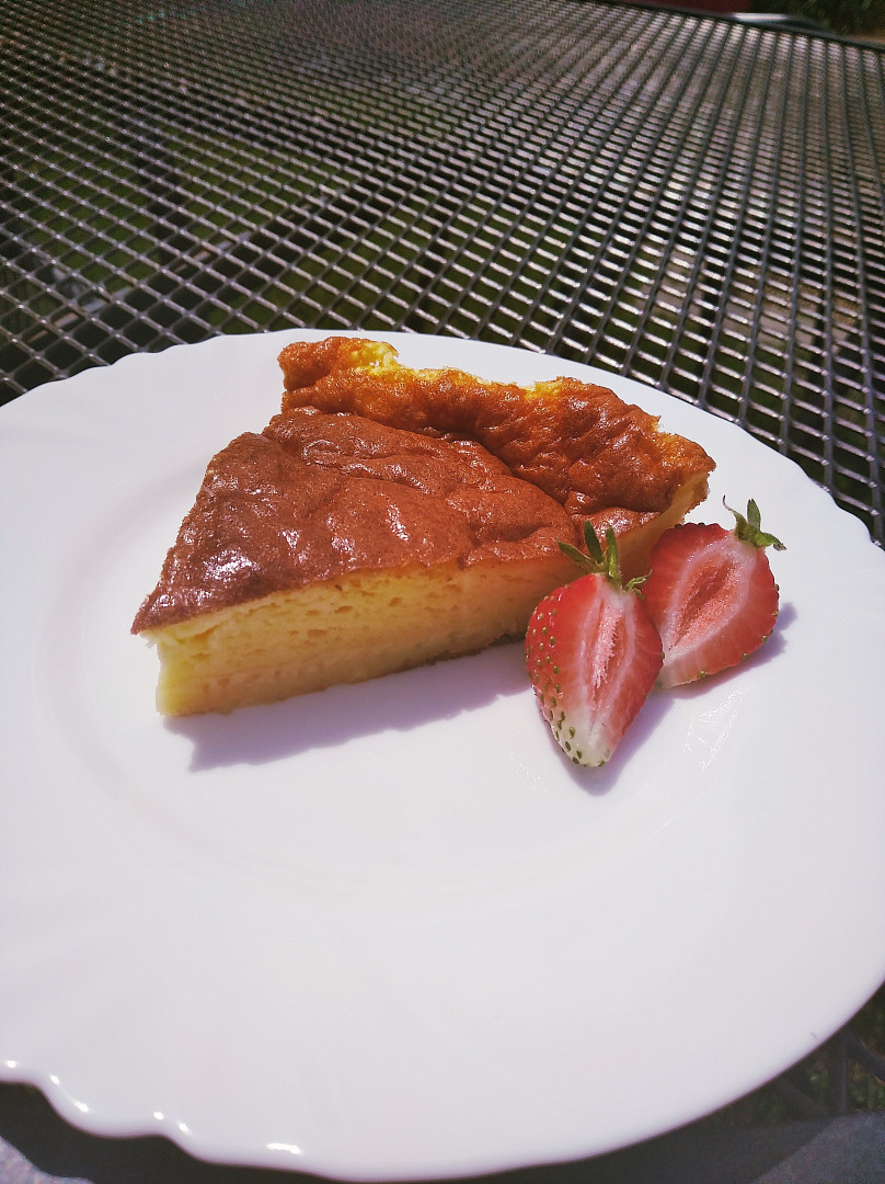 Vaječný moučník s vůní koňaku