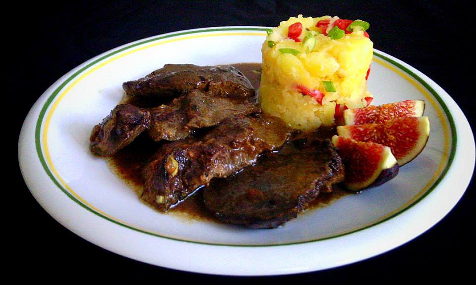 Vepřová játra na sádle s jalovcem, hořčicí a čerstvým fíkem_5ff762f034f10.jpeg