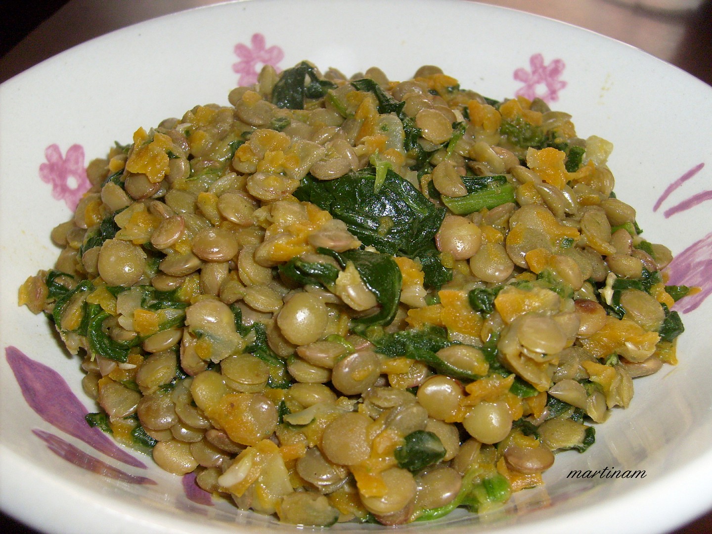 Voňavá čočka s mrkví a špenátem_5ff846eacb5aa.jpeg