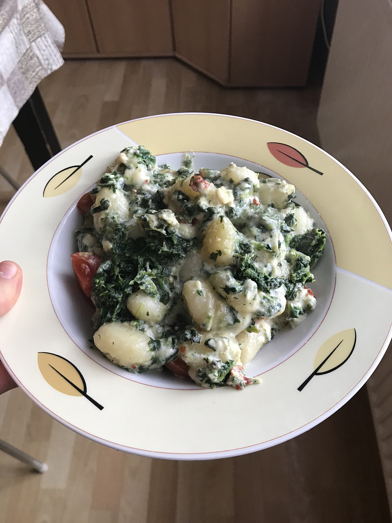 Zapečené gnocchi se sýrem a špenátem_5ff713e319f0a.jpeg