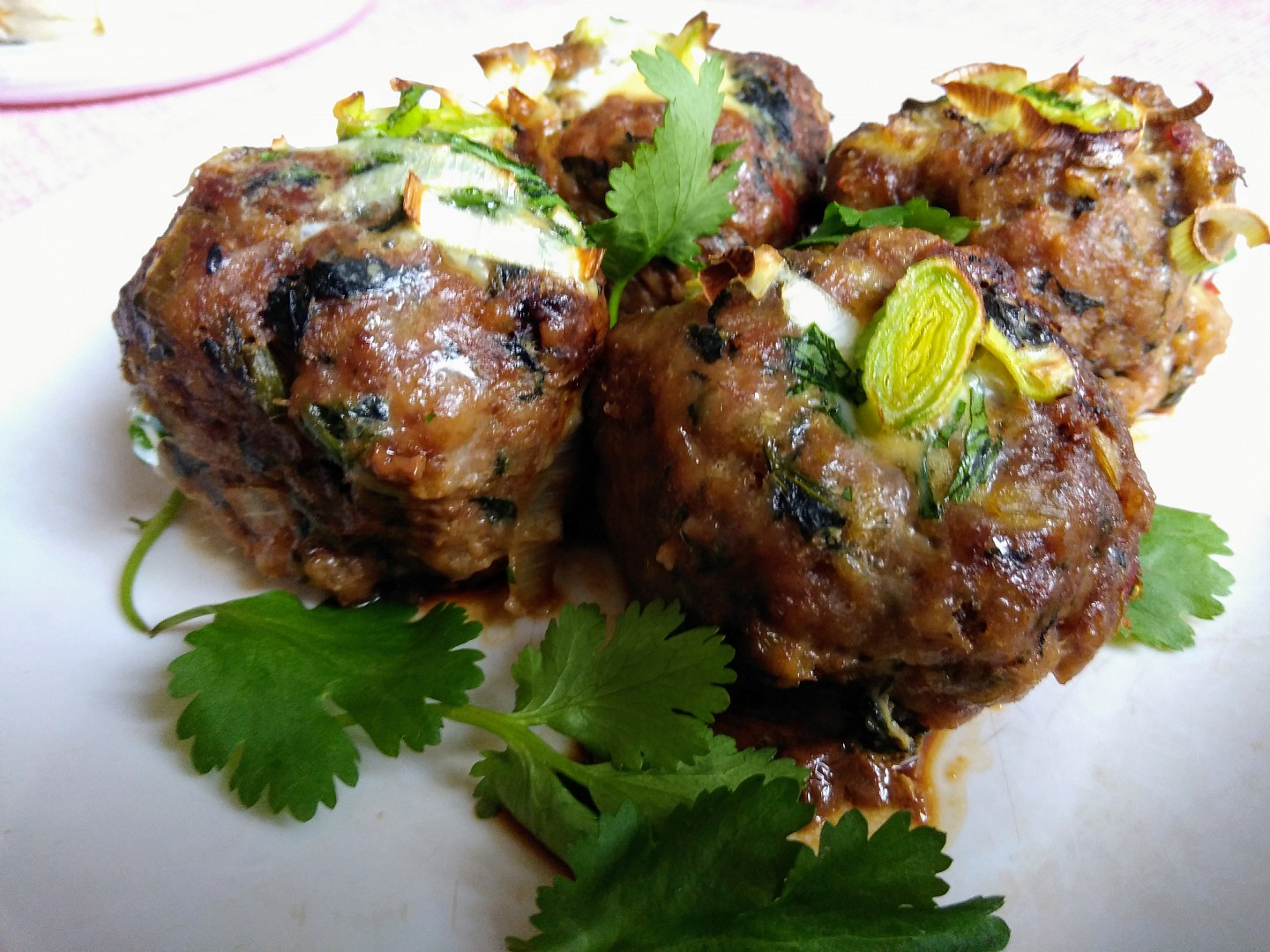 Zapečené masové kuličky se špenátem a mozzarellou_5ff73548741ea.jpeg