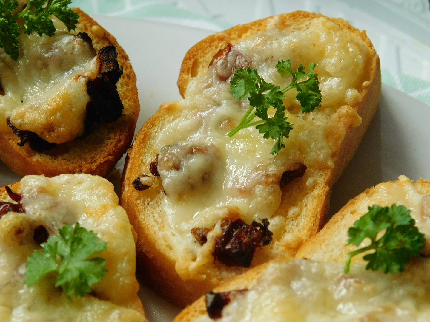 Zapečené rajčatové chuťovky_5ff69619752ed.jpeg