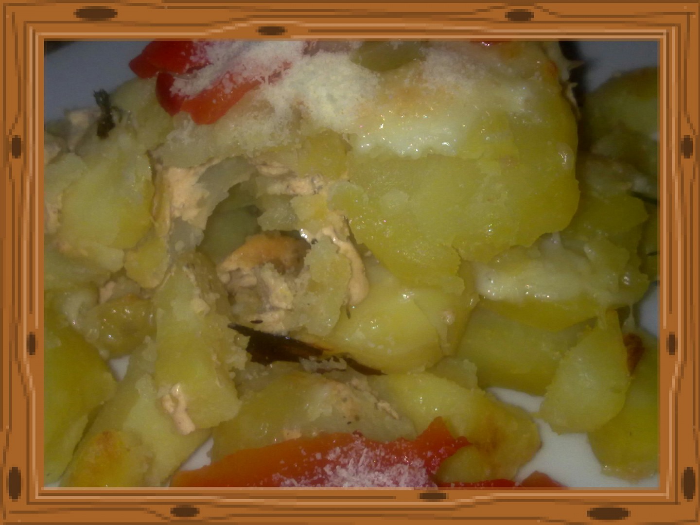 Zapékané brambory s tvarohem a sýrem