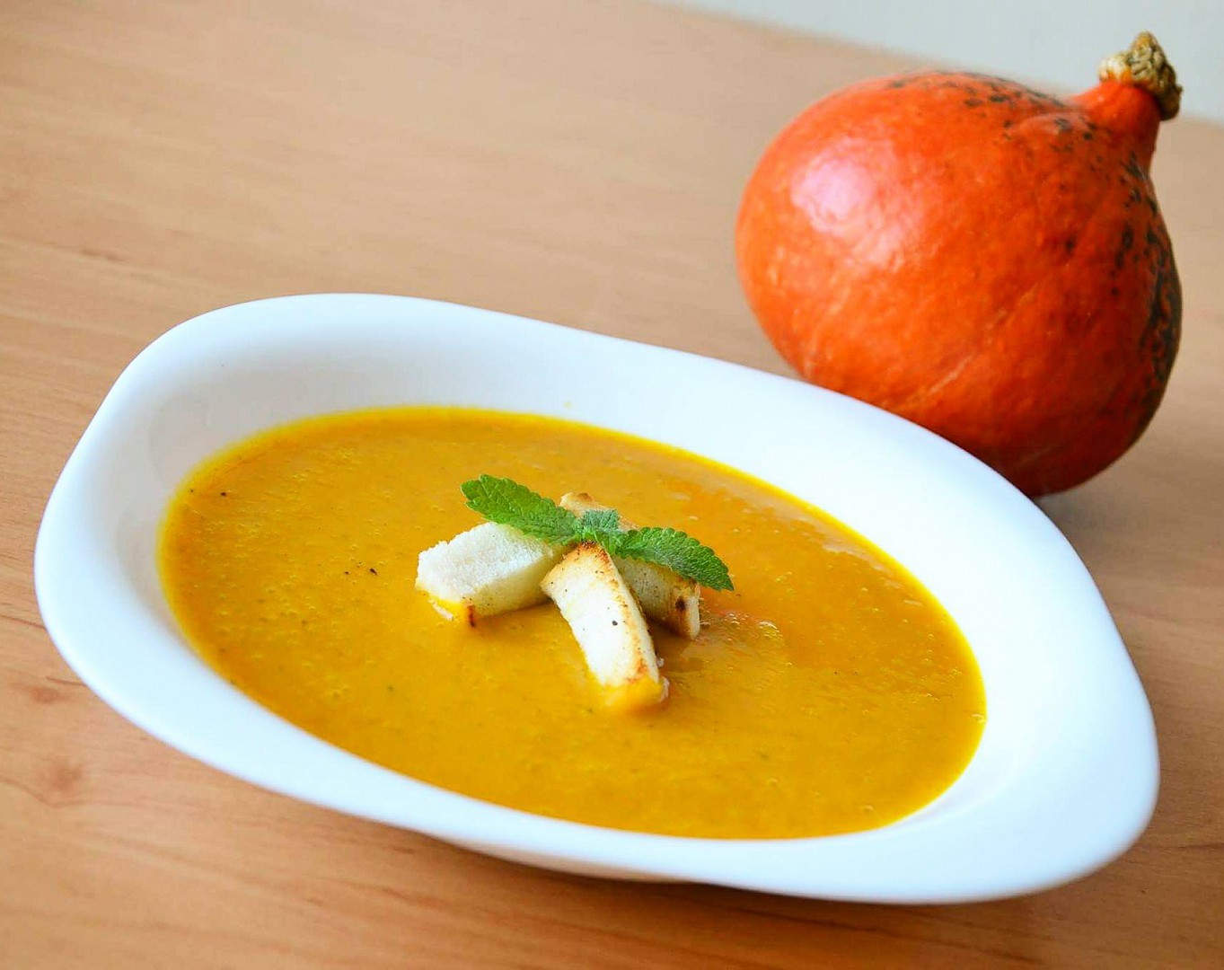 Zdravá hokkaido polévka bez smetany_5ff789f4cd37e.jpeg