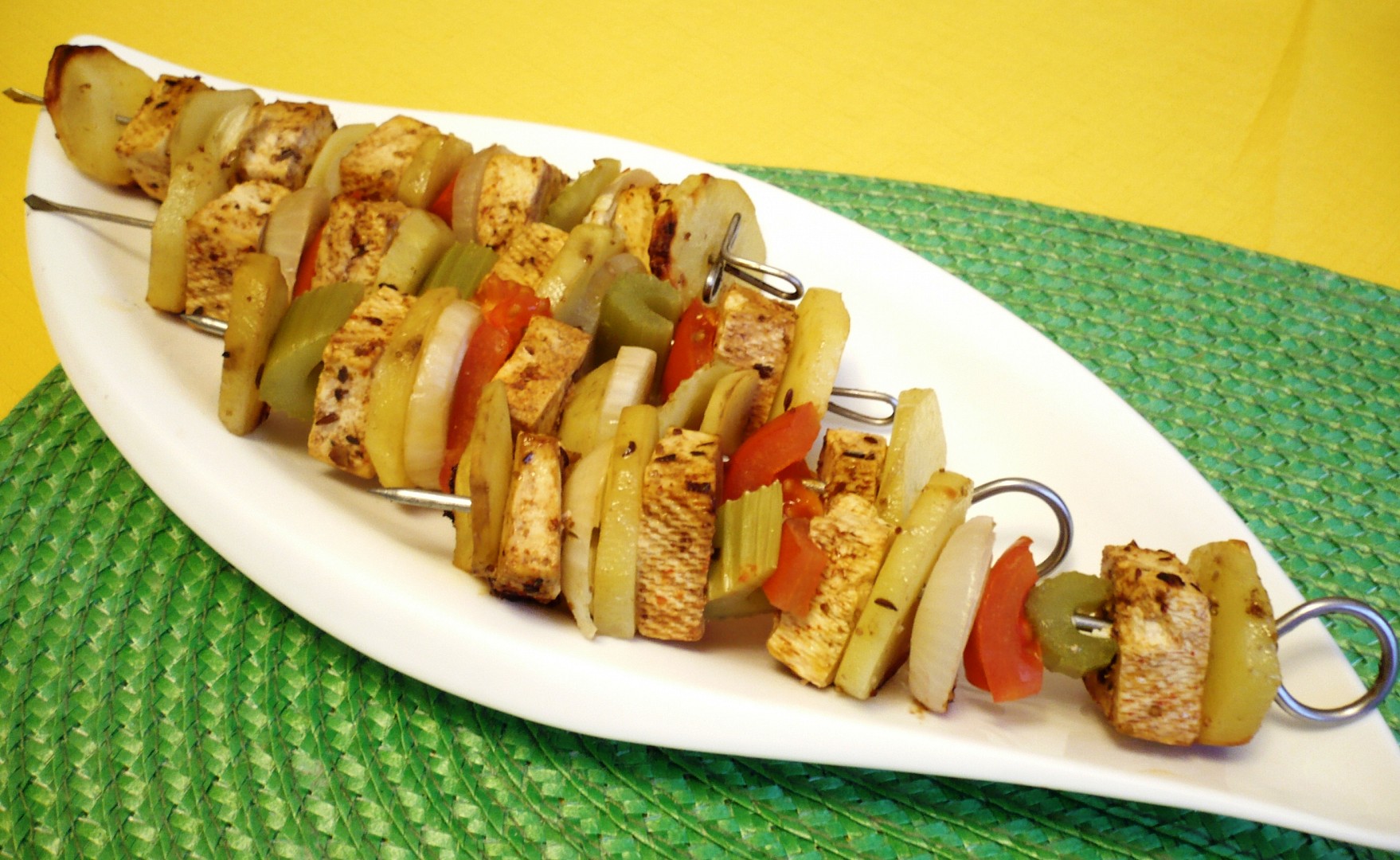 Zeleninové ražniči s tofu_5ff8e6a1772b3.jpeg